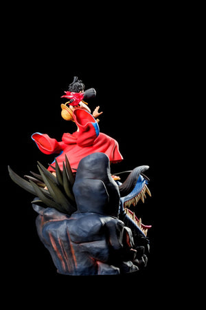Luffy vs Kaido Figure - Collectible Statue - Point 8 Creative Studio