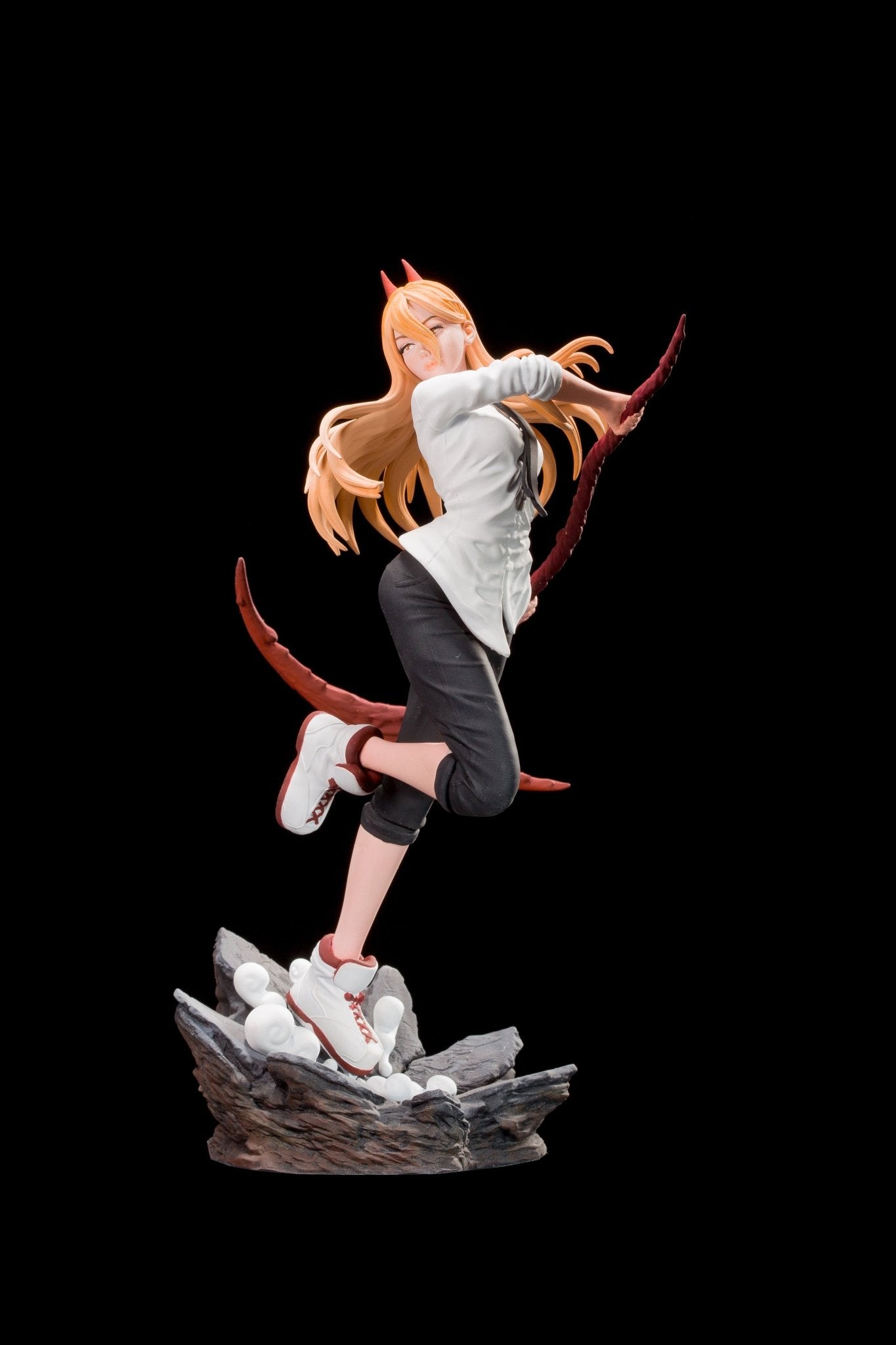 Power - Chainsaw Man Collectible Figure - Point 8 Creative Studio