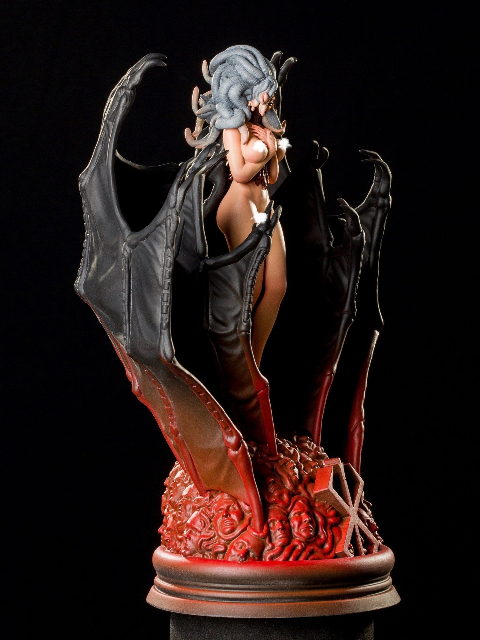 Slan - Berserk Sammlerfigur Figur | Exklusiv - P8 Studio